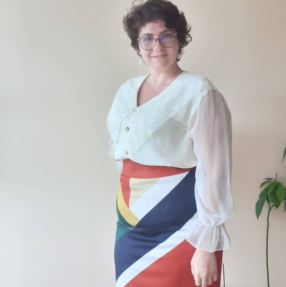 Beautiful white blouse - Picture 2 of 2